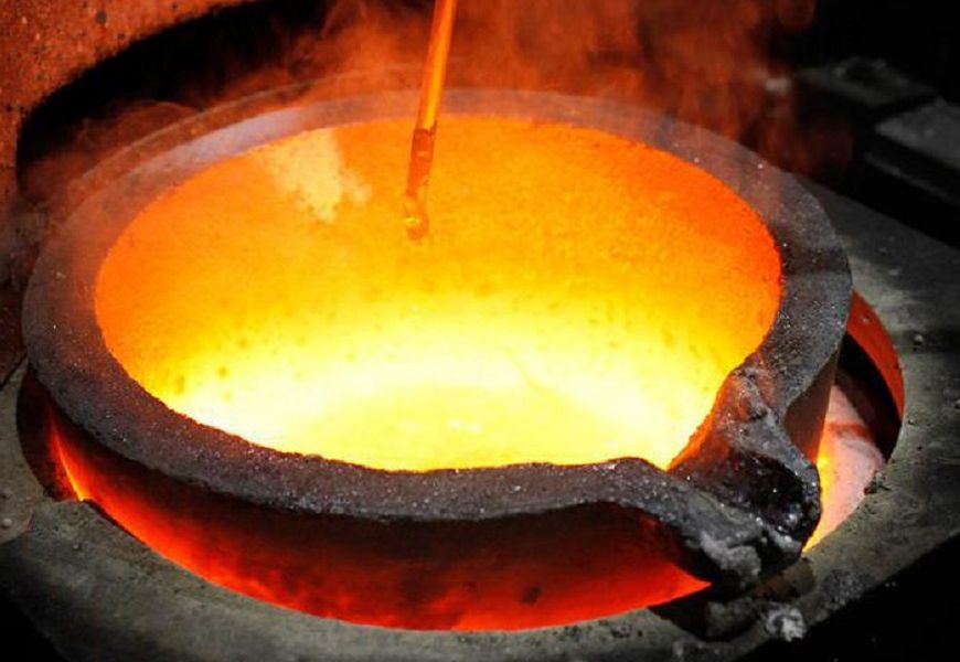 Smelting gold in special melting furnaces