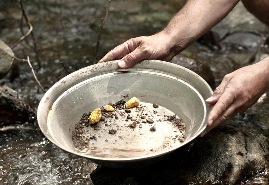 Pyrite stone mining